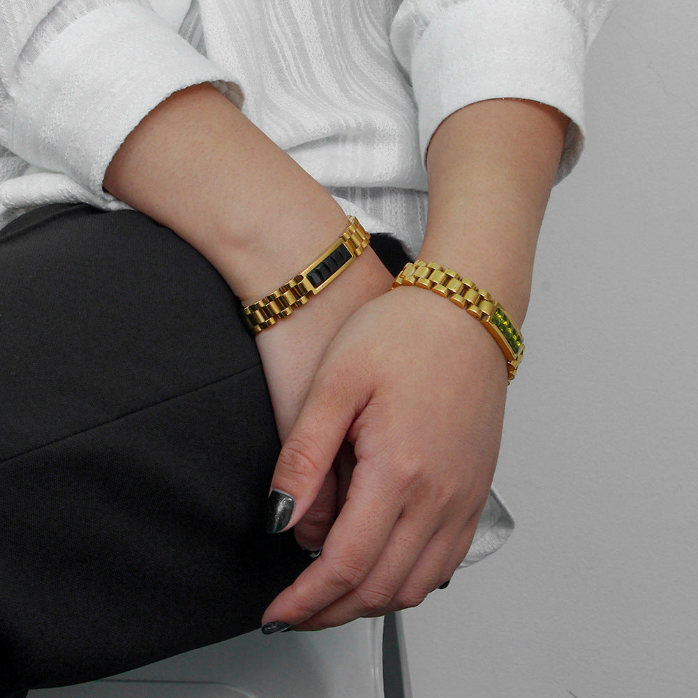 lookbook image shop_this_look_amDhCa